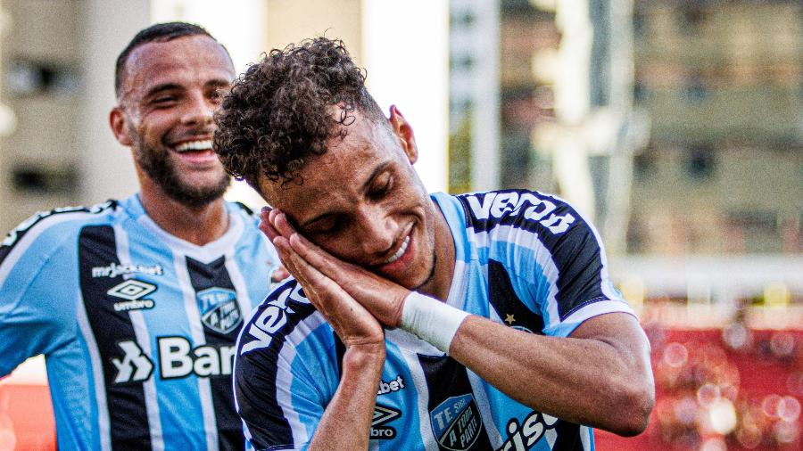 O Grêmio de Bitello (foto) já confirmou acesso para primeira divisão -  GABRIEL LEITE/W9 PRESS/ESTADÃO CONTEÚDO