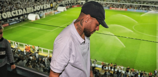 Pvc Psg PVC: Grupo que controla o PSG tem interesse em comprar parte do Santos