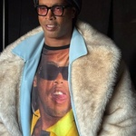 Ronaldinho ataca de modelo e desfila na semana de moda de Paris - undefined