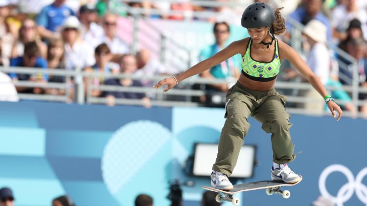 Rayssa Leal voou para segurar a medalha de bronze no skate street