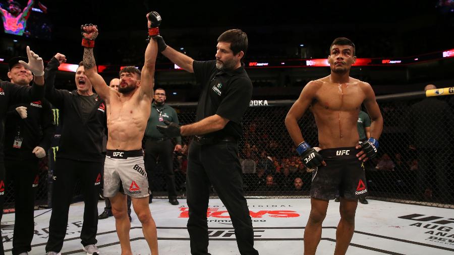 Raulian Paiva perde para Rogerio Bontorin no UFC Uruguai - Alexandre Schneider/Zuffa LLC