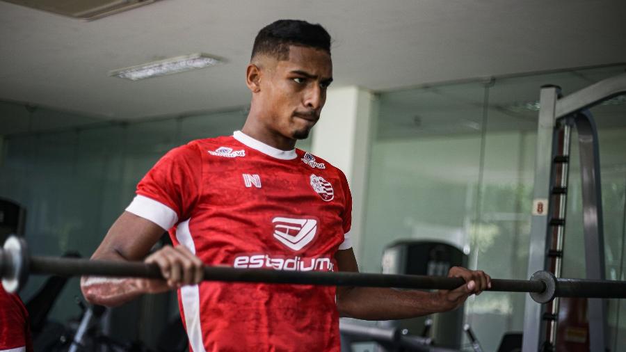 Carlão chega ao Corinthians com valor de compra fixado por 60% de seus direitos  - Tiago Caldas/ Náutico 