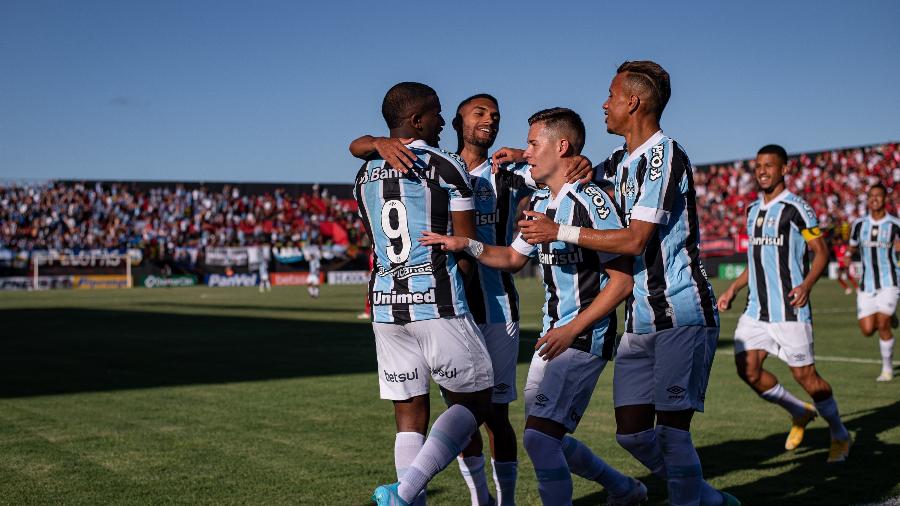 Time de jovens da base fez quatro pontos nos dois jogos iniciais do Campeonato Gaúcho - Lucas Uebel/Grêmio FBPA