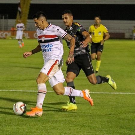 Lucas Delgado, do Botafogo-SP, em jogo contra o ABC, pela Série C - Divulgação/Botafogo Futebol SA