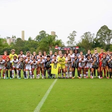 Jogadoras do São Paulo se manifestam contra assédio em jogo do Campeonato Brasileiro - Reprodução Twitter/@SaoPauloFC_Fem