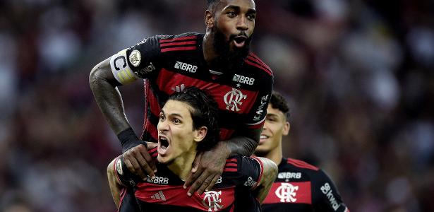 Flamengo e Palmeiras disputam liderança no Brasileirão em confronto direto