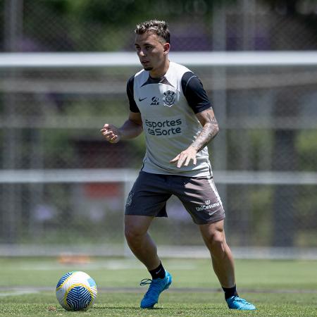 Ryan, volante do Corinthians, durante treino no CT Dr. Joaquim Grava - Rodrigo Coca/Ag. Corinthians