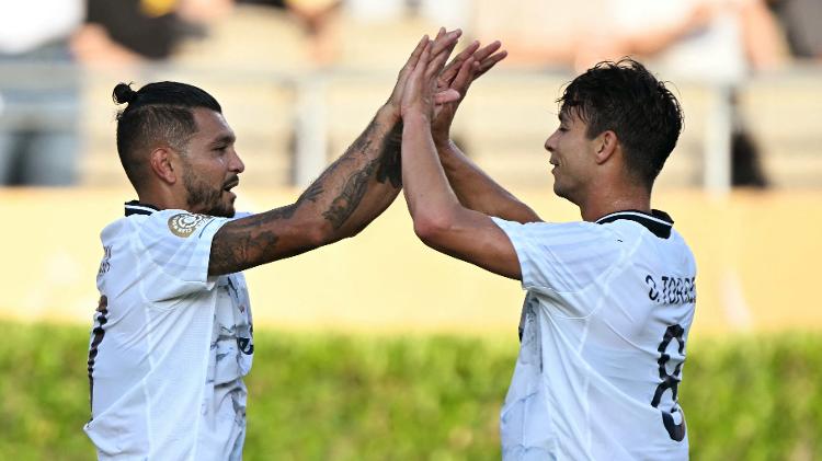 Il Monterrey ha battuto l'Urawa 3-0 in 45 minuti e ha superato sia l'Inter che il River