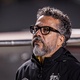 Cléber Xavier mostra alívio em pressão após vitória do Santos