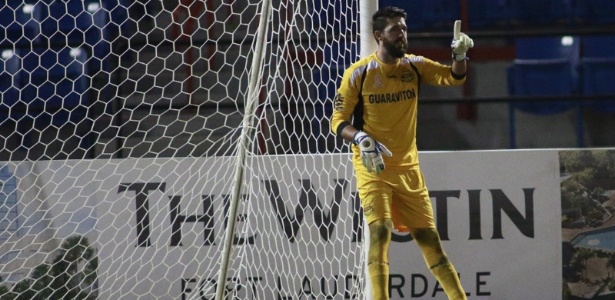 Ano perdido em antigo clube de Ronaldo: Ex-Palmeiras luta por visto nos EUA 