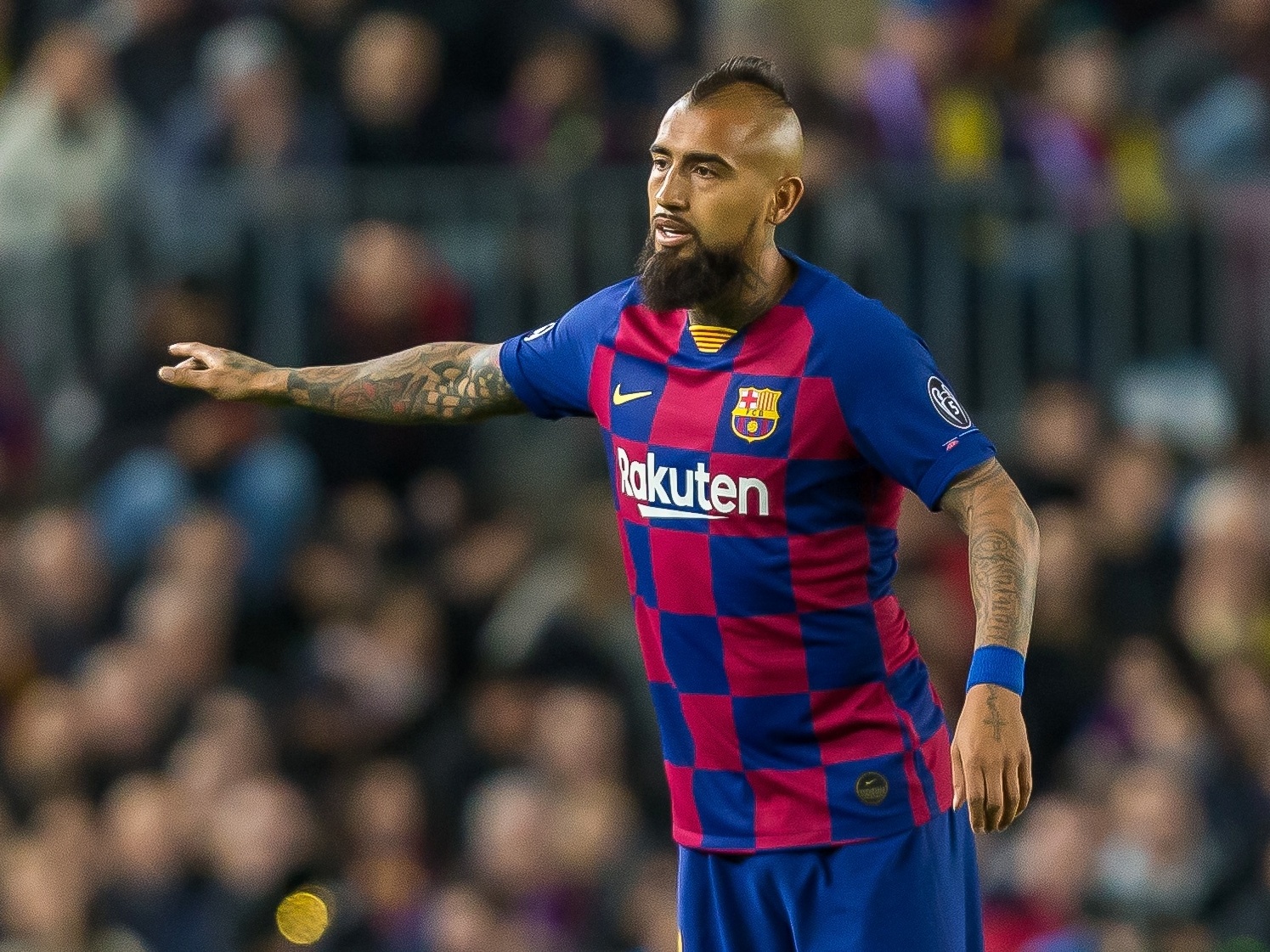 Vidal no Barcelona: conheça outros chilenos que brilharam na