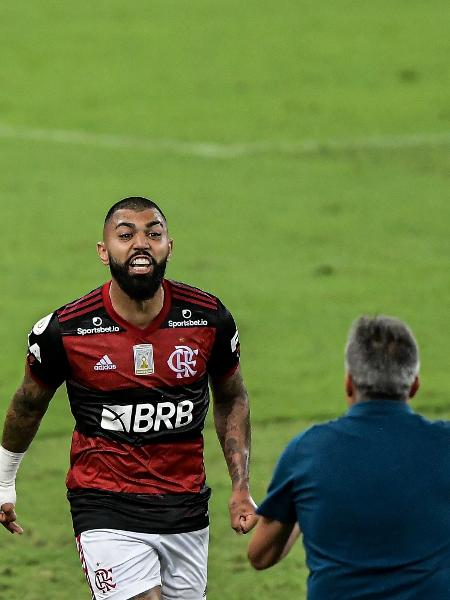 Gabigol comemora gol do Flamengo contra o Fortaleza - Thiago Ribeiro / AGIF - Thiago Ribeiro / AGIF