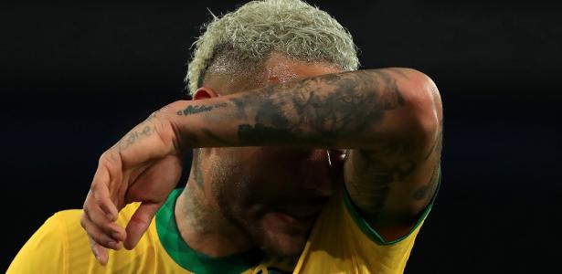 Even with one less, Neymar plays only for Neymar – 02/07/2021