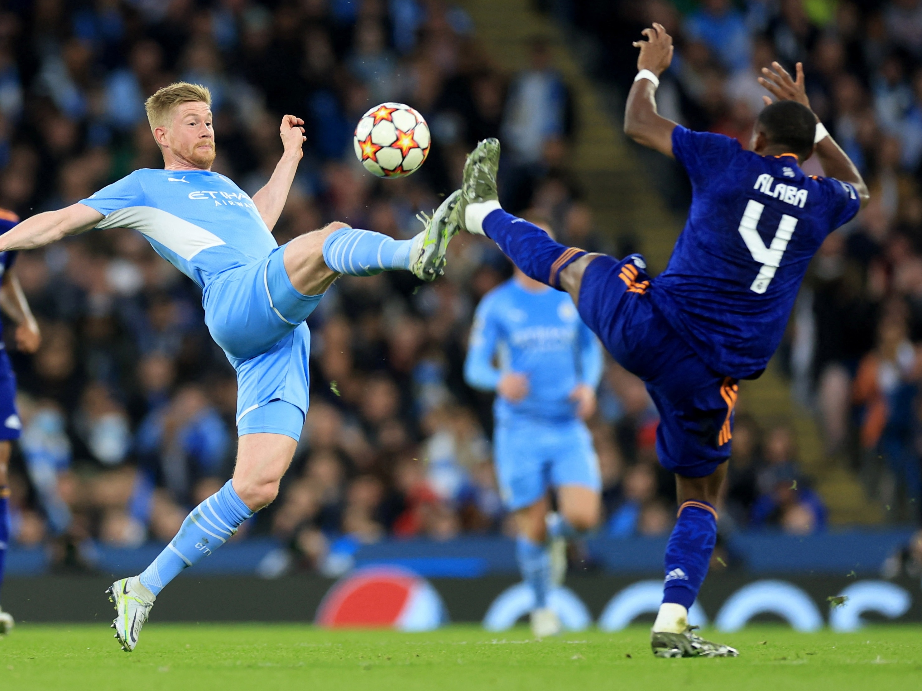 Em partida de tirar o fôlego, Manchester City vence Real Madrid no jogo da  ida da Champions - 26/04/2022 - UOL Esporte