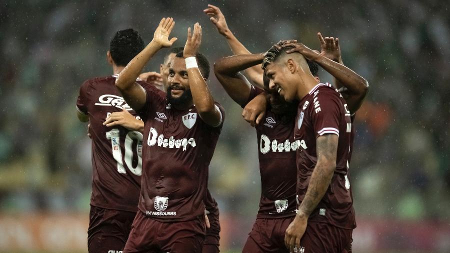 Jogadores do Fluminense comemoram gol sobre o Juventude em jogo do Campeonato Brasileiro - Jorge Rodrigues/AGIF