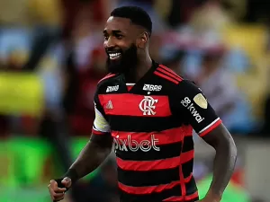 Como Tite encontrou combinação ideal entre Gerson e De La Cruz no Flamengo