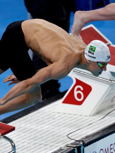 Guilherme Caribé durante a semifinal dos 100m livre