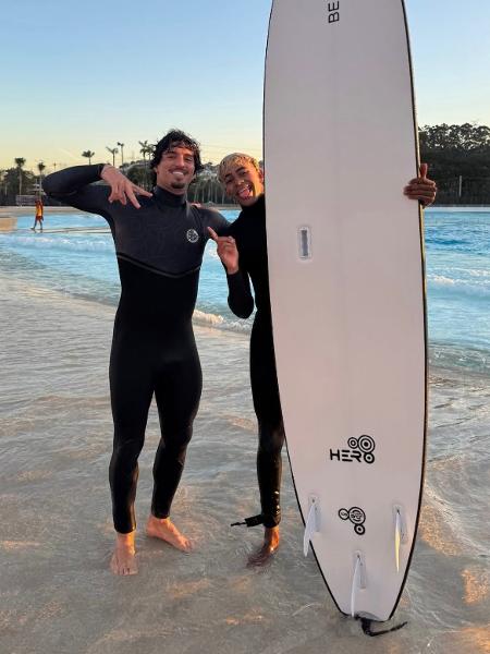 Gabriel Medina posa com Lamine Yamal e brinca: "Novo surfista na cidade" - Reprodução/Instagram