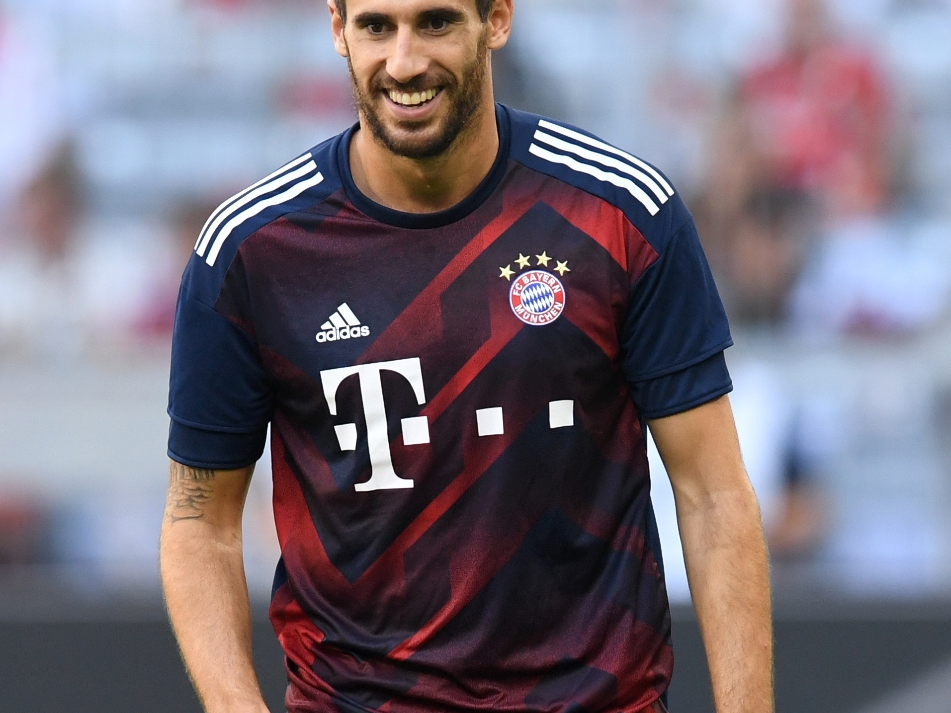 Após agressão, torcedores do Munique 1860 são obrigados a comprar camisa do  Bayern - ESPN