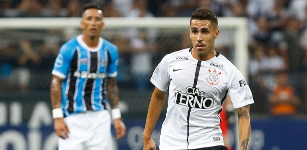 Gabriel voltou ao time do Corinthians depois de dois jogos de suspensão - Marcello Zambrana/AGIF