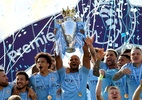 De virada, Manchester City goleia e se consagra bicampeão do Inglês - Toby Melville/Reuters