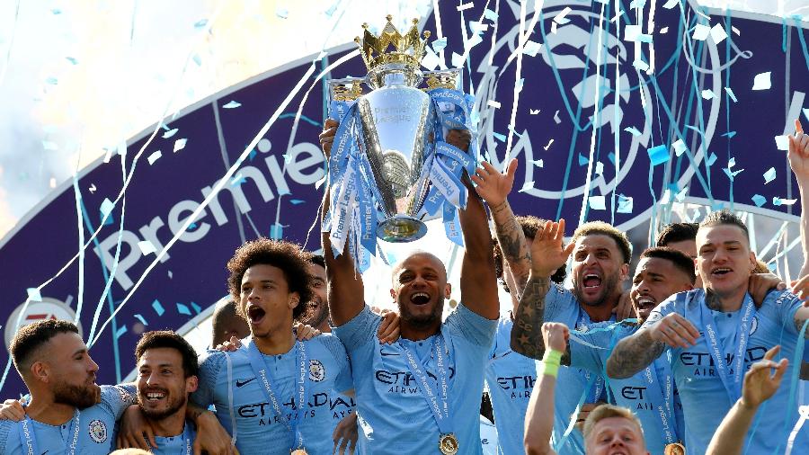 Manchester City é o atual bicampeão do Campeonato Inglês - Toby Melville/Reuters