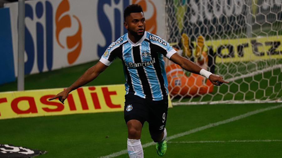 Borja comemora gol marcado pelo Grêmio contra o Bahia pelo Brasileirão - Maxi Franzoi/AGIF