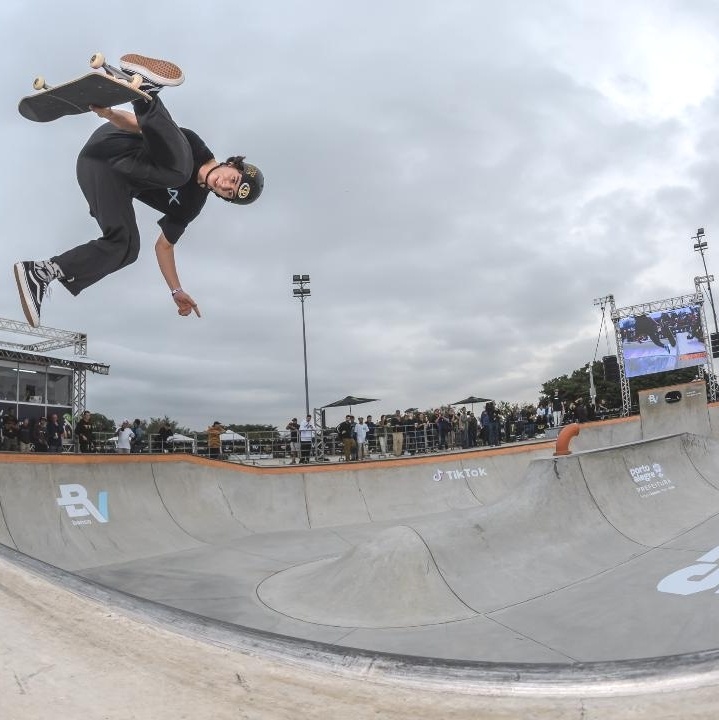 O salto do skate no STU de 'carrinho feio' para estrela de marketing