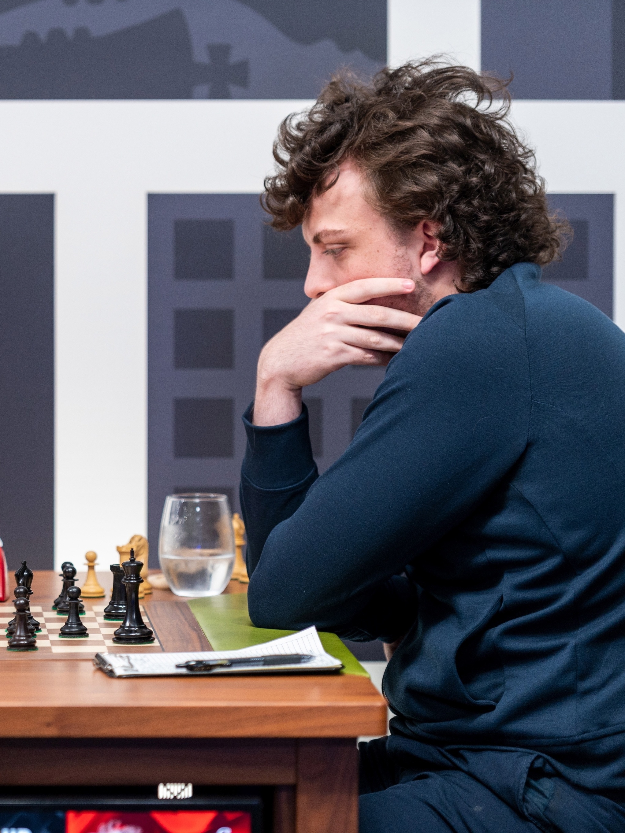 Minha primeira Partida com Magnus Carlsen - Raffael Chess Vs