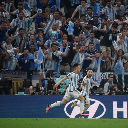 Lionel Messi comemora gol da Argentina na prorrogação de Argentina x França na final da Copa do Mundo do Qatar de 2022