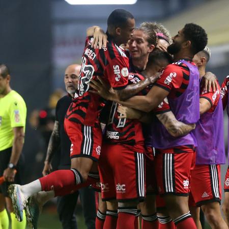 Flamengo bate o Santos em jogo com três gols em 12 minutos