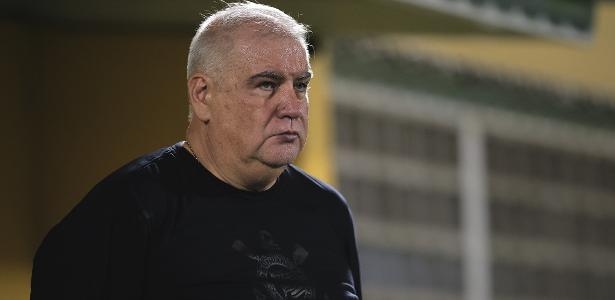 Rubão fala sobre demissão e futuro do Corinthians