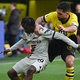 Já campeão, Leverkusen empata aos 52' com Dortmund e mantém invencibilidade