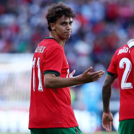 João Félix comemora gol de Portugal em amistoso diante da Irlanda