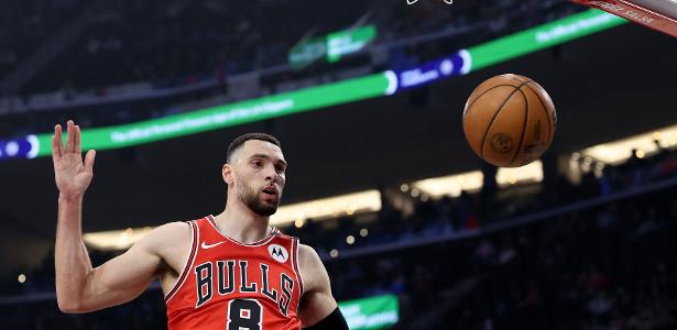 zach-lavine-em-partida-entre-