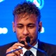 Neymar concede entrevista coletiva em sua apresentação no PSG - Lionel Bonaventure/AFP