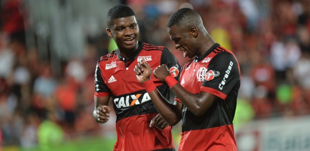 Molecada do Flamengo tem dado conta do recado e deixou clima mais leve - CELSO PUPO/FOTOARENA/FOTOARENA/ESTADÃO CONTEÚDO