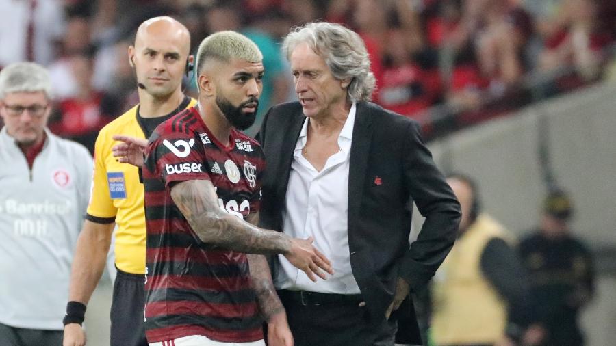 Gabigol e Jorge Jesus em jogo do Flamengo - Sergio Moraes/Reuters