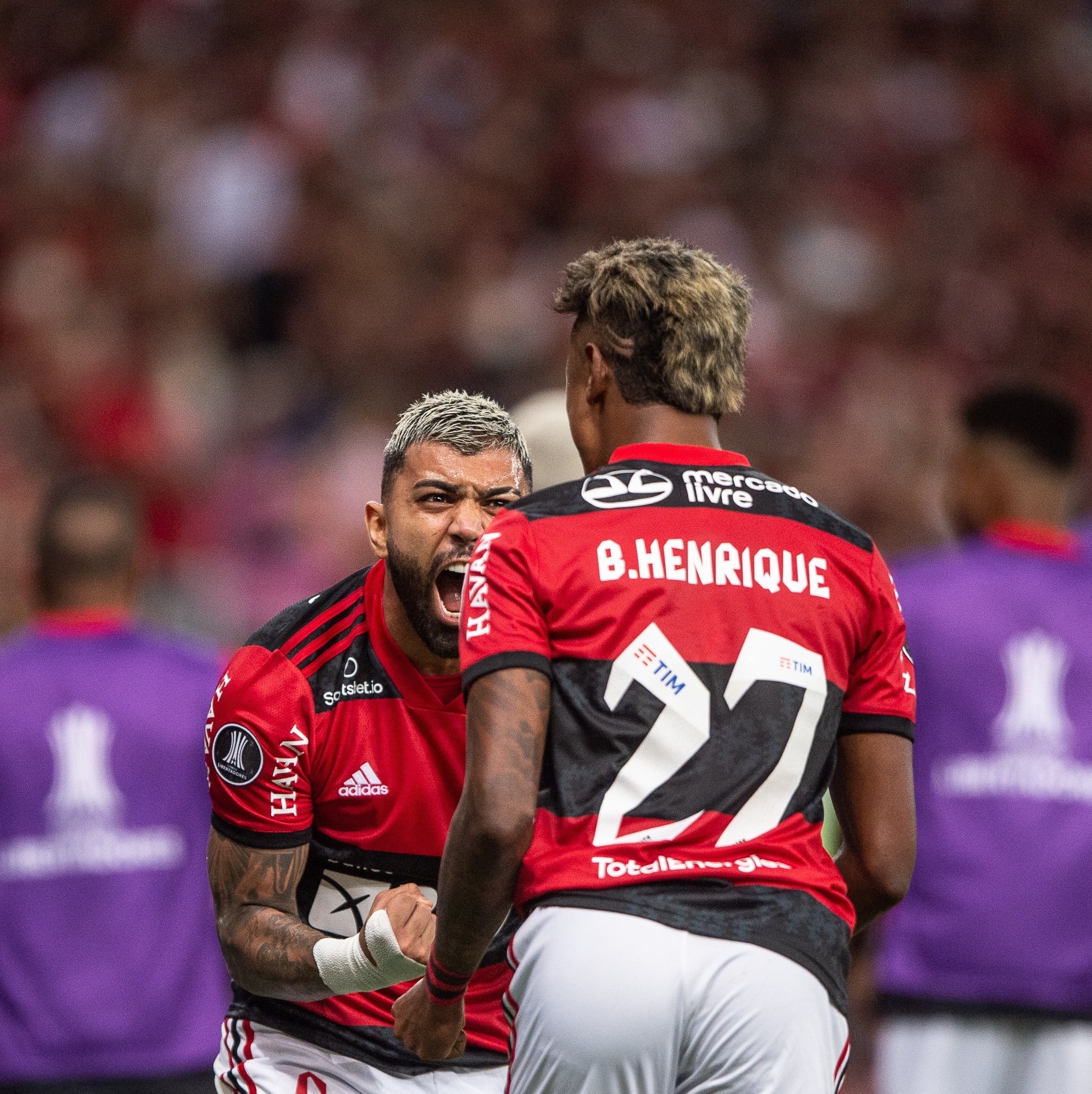 Nova camisa pré-jogo do Flamengo tem homenagem à Adidas; veja detalhes -  Coluna do Fla