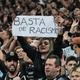 Ministério Público denuncia três torcedores do Boca Juniors por racismo