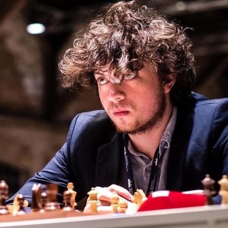 Hans Niemann, jogador de xadrez, está no meio de uma polêmica na modalidade - Reprodução/Instagram