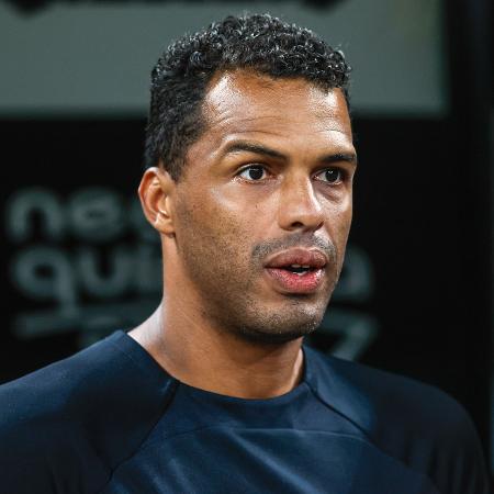 Fernando Lázaro, técnico do Corinthians, durante jogo contra o Água Santa - Marcello Zambrana/AGIF