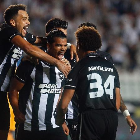 Mais um clássico entre Botafogo e Vasco - 1x0. Agora é Copa do Brasil - Fim  de Jogo