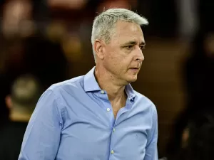 Botafogo anuncia a demissão do técnico Tiago Nunes