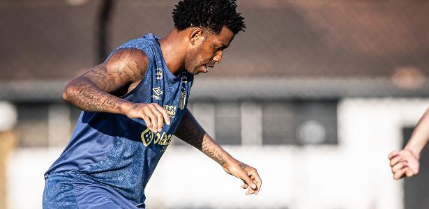 CHUTADO NO CORINTHIANS? Gil supera frustração no Corinthians e repensa aposentadoria no Santos