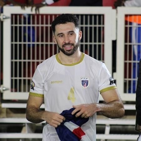 Roberto Lopes, zagueiro de Cabo Verde nascido na Irlanda Roberto Lopes, zagueiro de Cabo Verde nascido na Irlanda