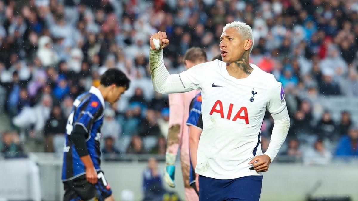 Richarlison, Pepê e estreia: brasileiros brilham em amistosos na Europa