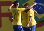 Brasil goleia o Peru e fica perto de vaga na semifinal do futebol do Pan - OMAR TORRES/AFP