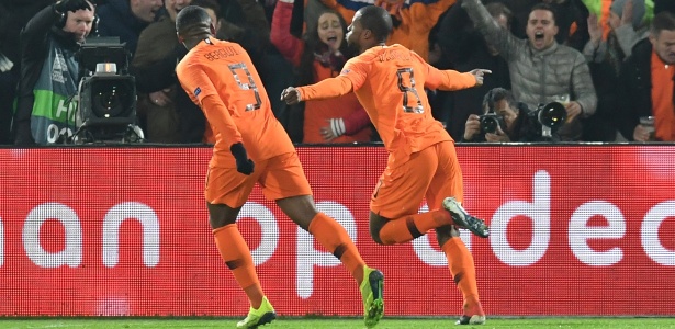 Wijnaldum comemora o gol da Holanda, que rebaixa a Alemanha na Liga das Nações - Reuters