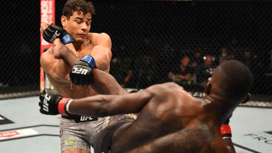 Paulo Borrachinha foi nocauteado por Israel Adesanya no UFC 253 - Josh Hedges/Zuffa LLC
